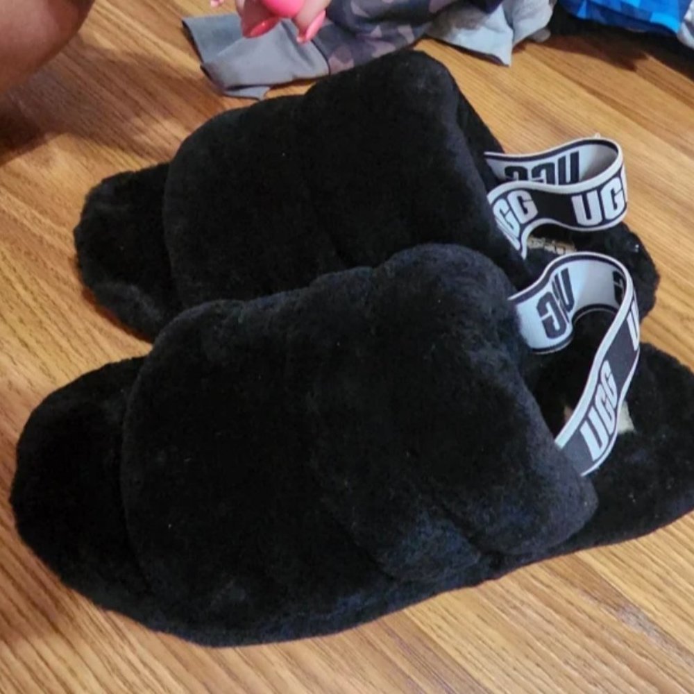 Ugg slides
